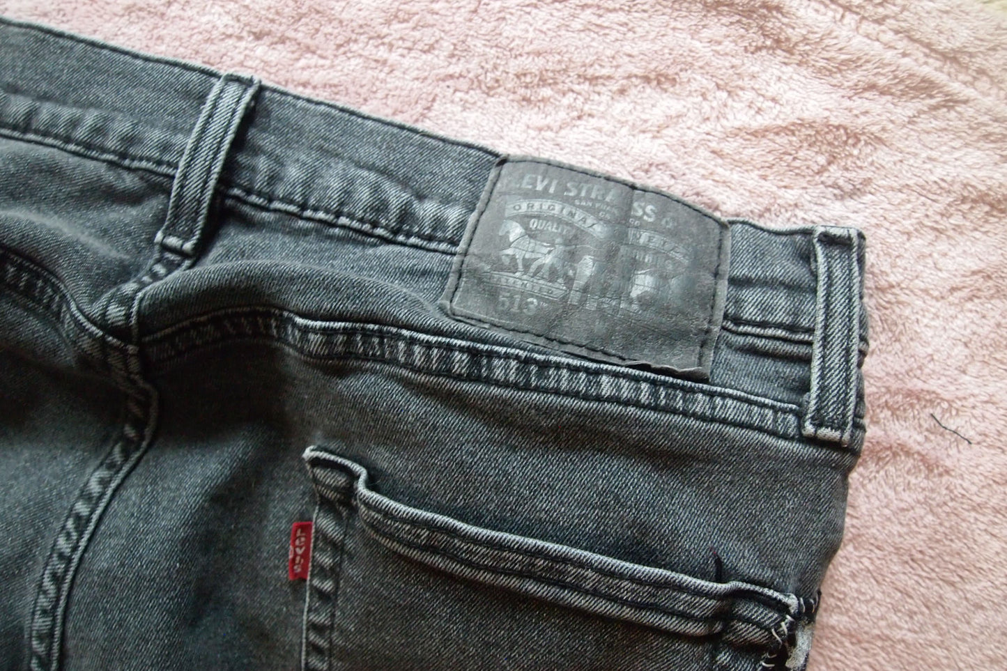Custom Vintage Distressed Punk Patched Levi’s Jeans sz 32x32
