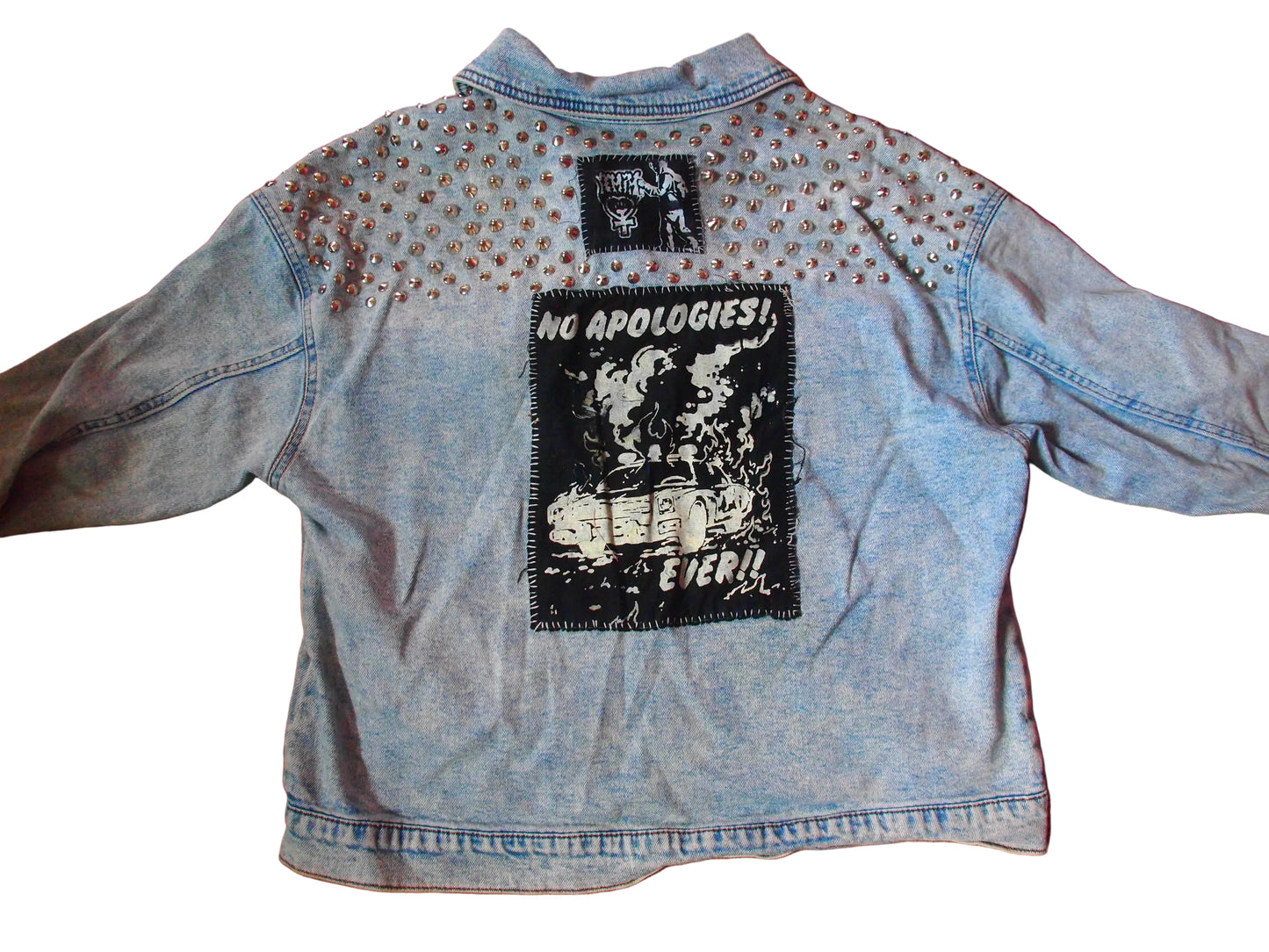No Apologies Ever! Studded & Patched Denim Acid Washed Jacket Sz L