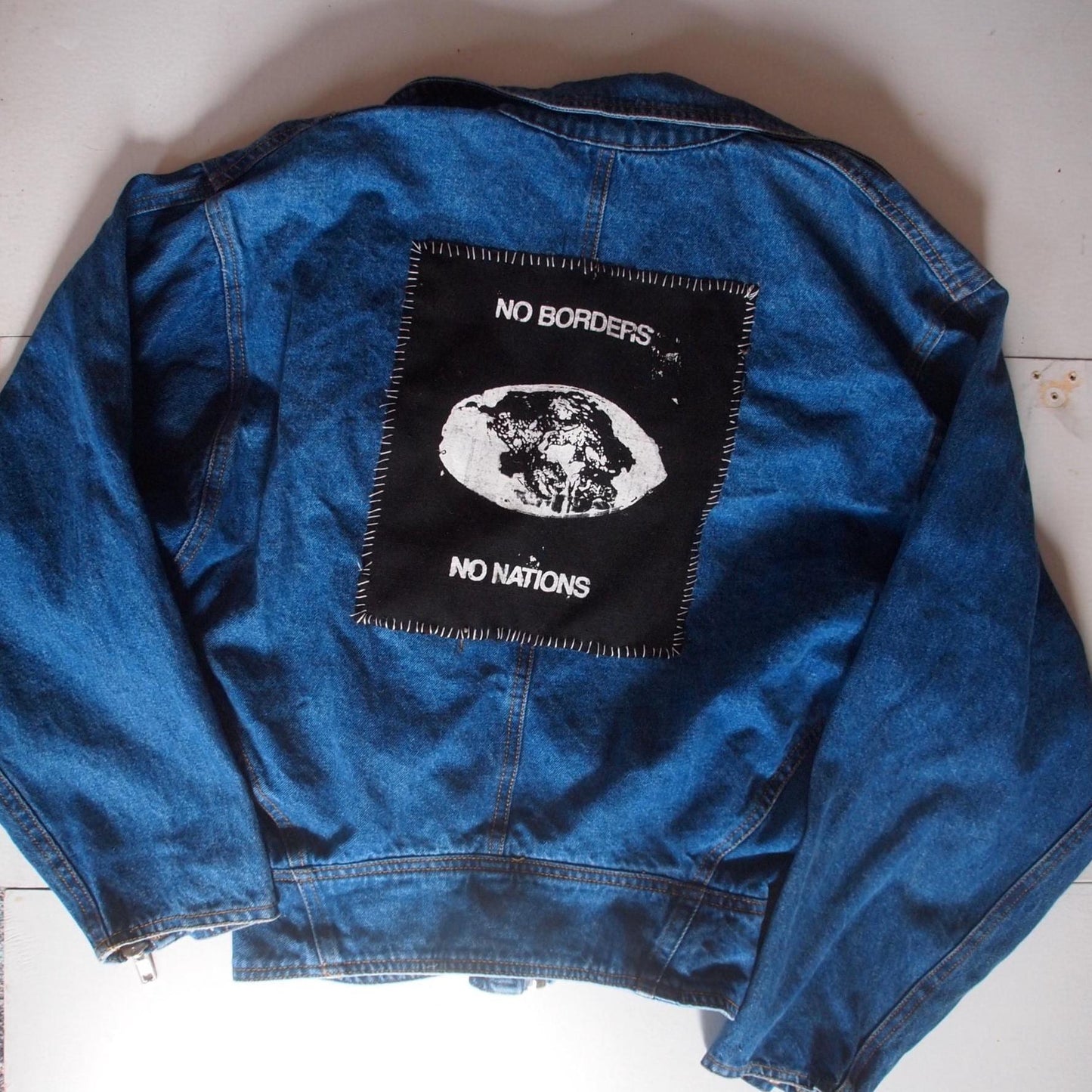NO BORDERS No NATIONS Pangea Custom Patched Studded Denim Moto Jacket Sz Xs